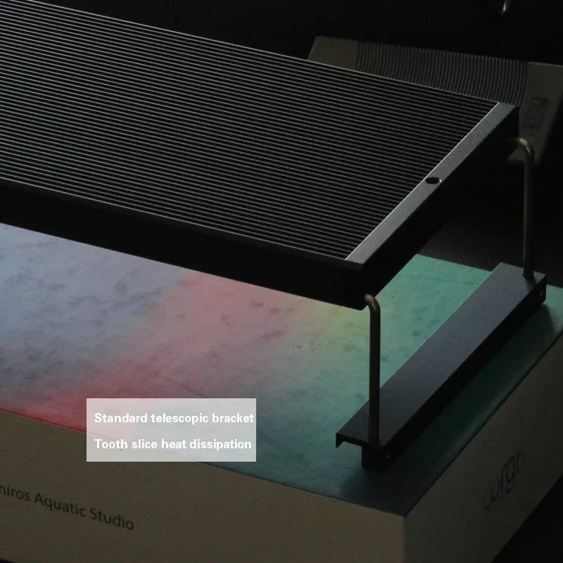 ไฟปลูกพืชน้ำแบบ LED ควบคุมผ่าน - Planted Aquarium Ada บทวิจารณ์และราคา